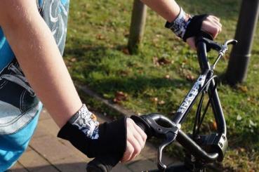 Preview: Schnittmuster Pulswärmer Denique groß