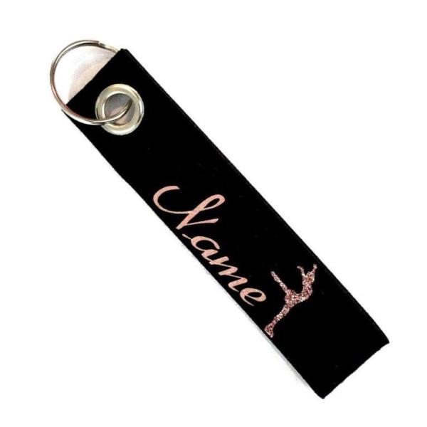 Schlüsselanhänger Eiskunstlauf mit Name rosa