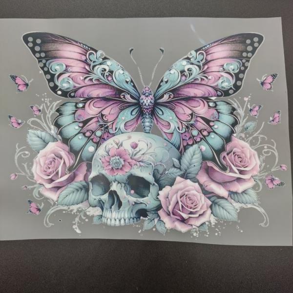 Bügelbild Schmetterling Rosenskull