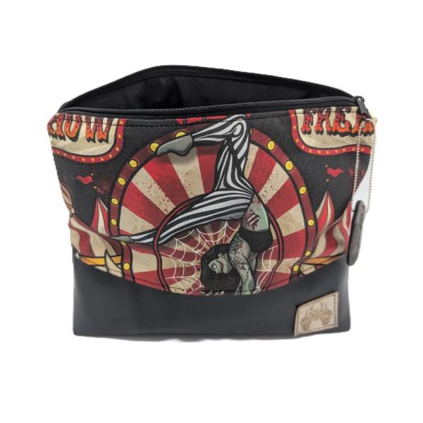 Kosmetiktasche Freaky Circus